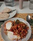 Shakshuka con pan de pita