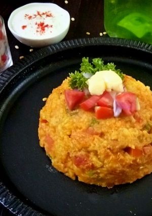 A picture of Mumbai Tava Masala Khichdi.