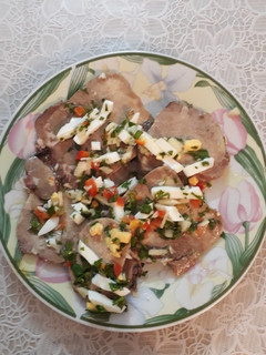 Una foto de Lengua a la vinagreta