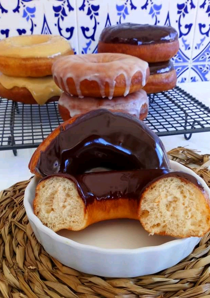Una foto de Dónuts caseros (Receta de Ettore Cioccia ♥️)