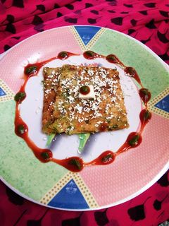 वेज पनीर उत्तपम (Veg paneer uttapam recipe in hindi) रेसिपी मुख्य फोटो