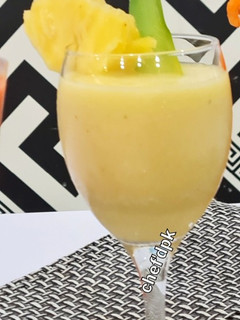 A picture of Pineapple juice.