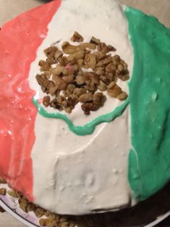 Una foto de Pastel tricolor de tres leches con nuez