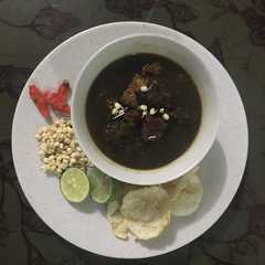 A picture of Rawon Nguling ++.