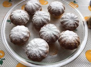 Una foto de Madeleines (magdalenas francesas)