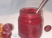 Una foto de mermelada de uvas sin azucar