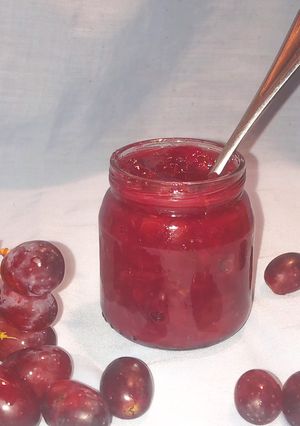 Una foto de Mermelada de uva 🍇 🫙Sin azúcar