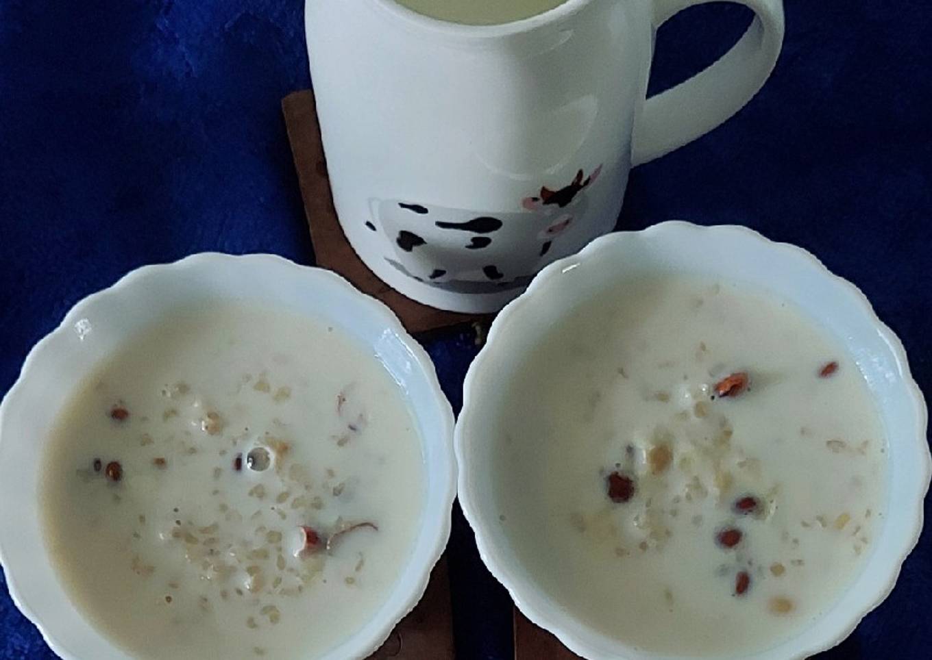 Daliya Porridge (In Pressure cooker)