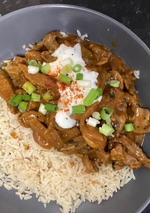 A picture of Beef Stroganoff.