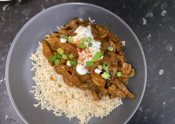 https://img-global.cpcdn.com/recipes/db6ca0923fda0cb3/680x482cq70/beef-stroganoff-recipe-main-photo.jpg