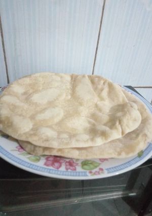 A picture of Roti/ Tortillas.