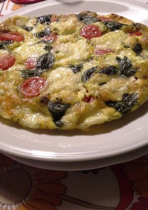 Foto di Frittata con piselli,prosciutto e provola aromatizzata con succo di limone