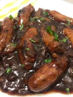Una foto de Longanizas con salsa al Pedro Ximénez