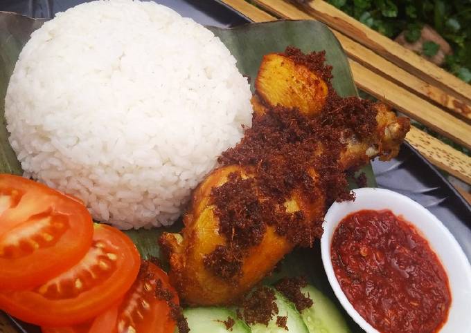 Ayam Goreng Lengkuas Sambel Terasi