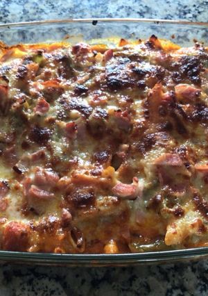 Una foto de Macarrones con salchichas gratinado