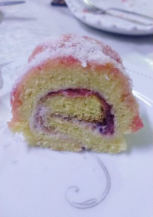 A picture of Strawberry and cream swiss roll.