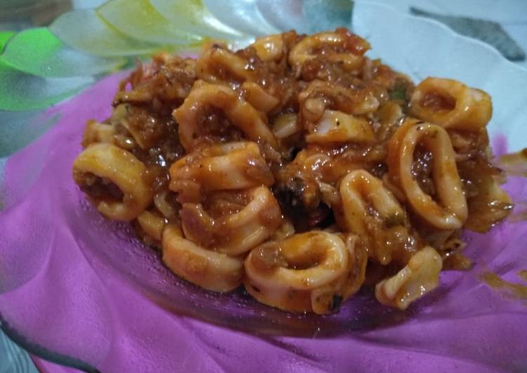 Cara mudah Menyiapkan Tumis Cumi bumbu bolognese yang Enak