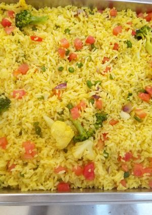 A picture of Tumeric vegetable rice.