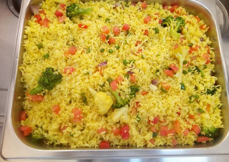 Tumeric vegetable rice