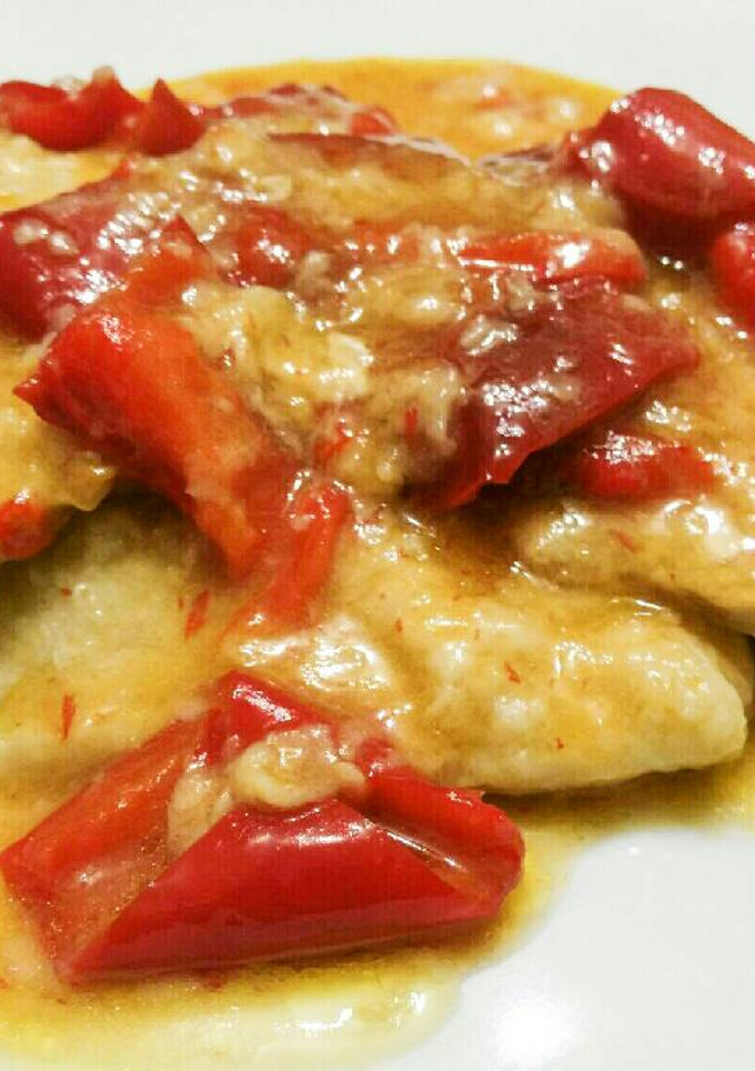 Una foto de Escalopes de ternera con pimientos