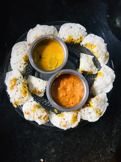 உருளைமசாலா இட்லி(potato masala idli recipe in tamil) செய்முறை முக்கிய புகைப்படம்