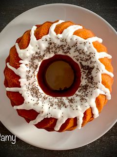 Foto di Bundt cake yogurt limone e semi di chia