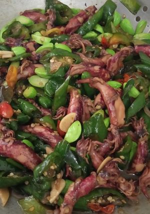Foto resep Cumi asin pete pedas