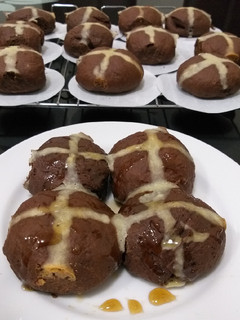 Foto resep Chocolate Hot Cross Buns