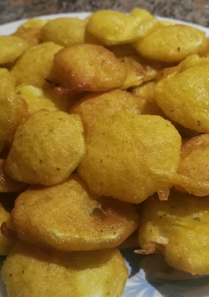 Una foto de Calabacín rebozado con pasta orly