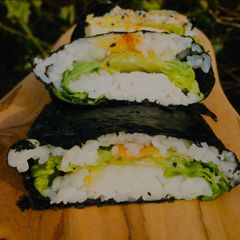 Onigirazu 🌱 A picture of Onigirazu 🌱.