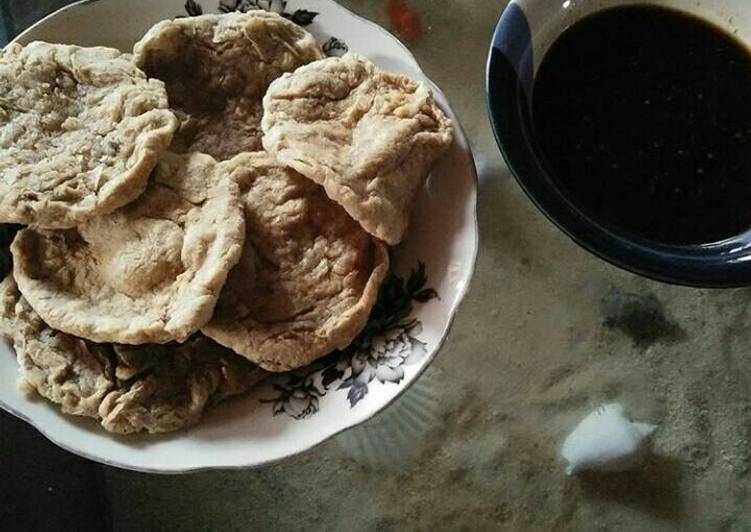 Cara Gampang mengolah Pempek kulit krispi yang Sempurna