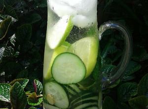 Una foto de Agua Fresca de Pepino