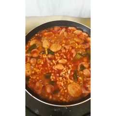 รูปของ Budae jjigae with samyang stew (mudah, cepat, enak)