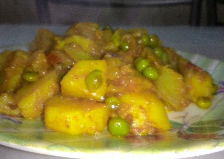 Steps to Prepare Perfect Turnip potato &amp; peas vegetable