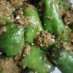 A picture of Micrh masala.