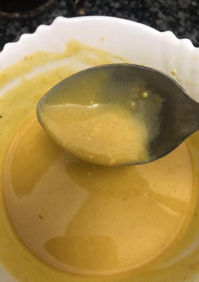 Una foto de 405. Salsa de mostaza a la miel (salsa)