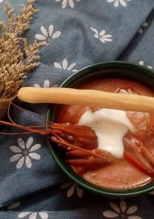 รูปของ Crayfish with tomatoes cream soup