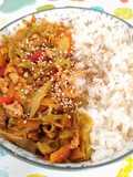 Repollo rehogado con tofu