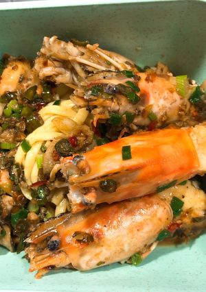 รูปของ พาสต้า กุ้งผัดพริกกระเทียม ฉบับคีโต