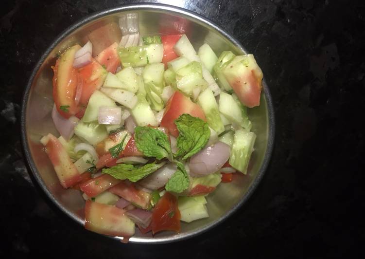 Recipe of Salad-कचुंबर in 19 Minutes for Family