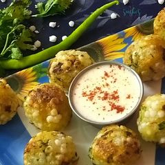 A picture of Sabudana Pops.