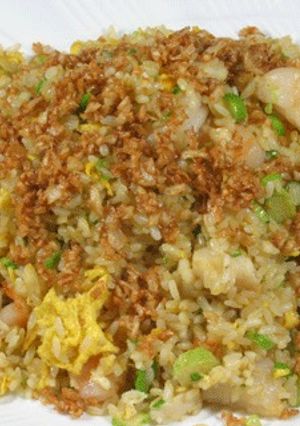Hình của món Cơm rang... tiết kiệm lại nhưng vẫn trên cả tuyệt vời.