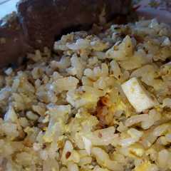 Una foto de Arroz revuelto (con arroz que quedó)