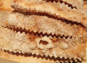 Foto di Chiacchere (o Frappe) di Carnevale