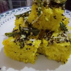 A picture of Dhokla.