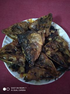 কাতলা মাছের মুড়োর টক(katla macher muror tok recipe in Bengali) রেসিপির প্রধান ছবি