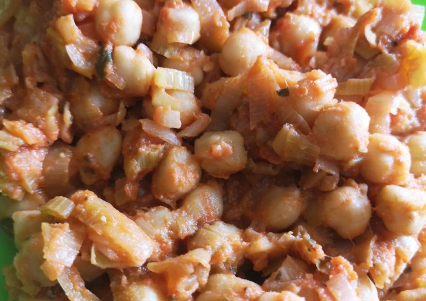 Garbanzos con verduras, sabor hummus