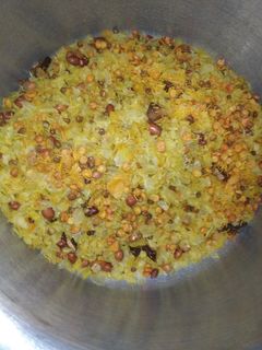 चिवडा (chivda recipe in marathi) रेसिपी चे मुख्य फोटो