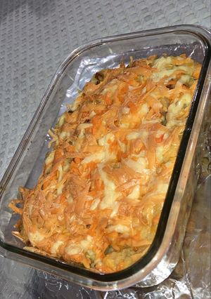 Una foto de Papas horneadas con puerro y tocineta