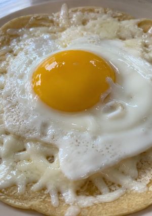Una foto de Desayuno facil y sencillo muy rico